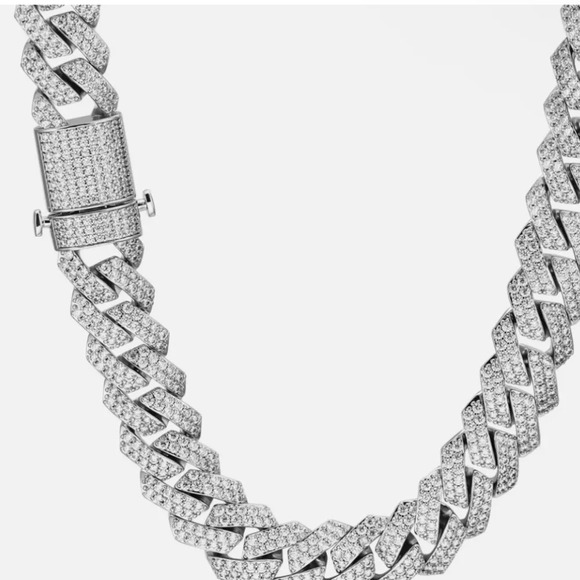 Butterfly Cubic Zirconia Necklace 18”. Detachable Butterfly Charm - Picture 3 of 5